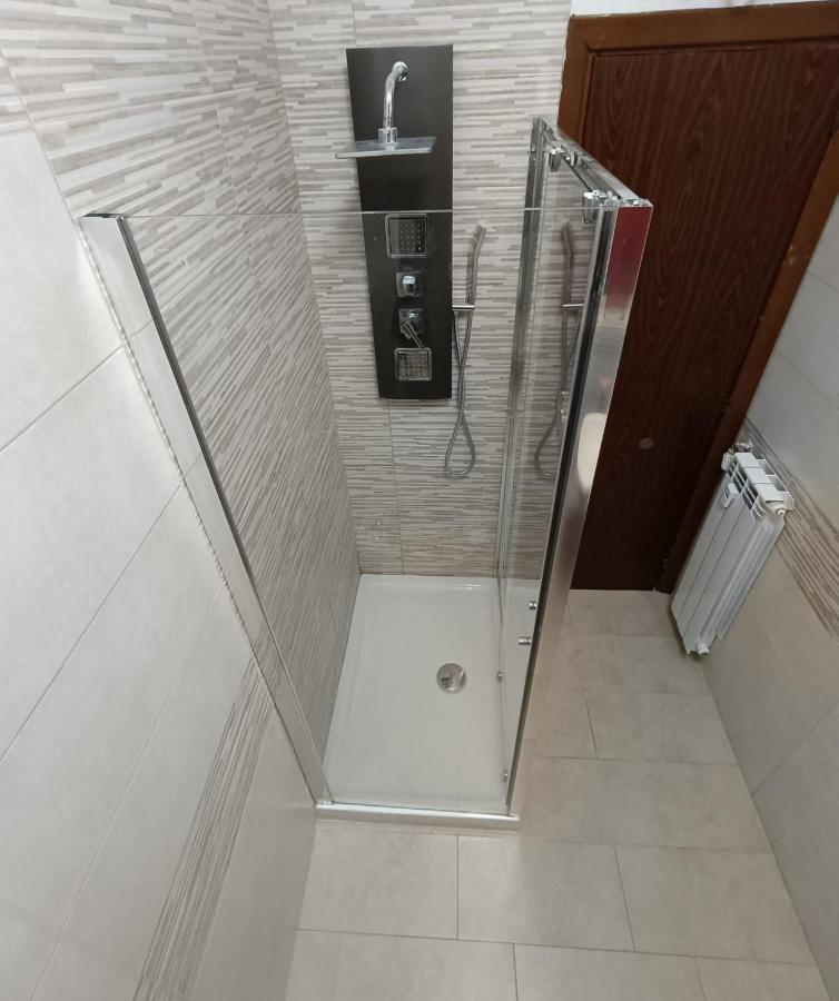 Ferienwohnung A Casa Di Lo Rom Exterior foto