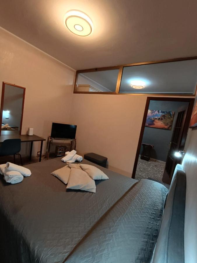 Ferienwohnung A Casa Di Lo Rom Exterior foto