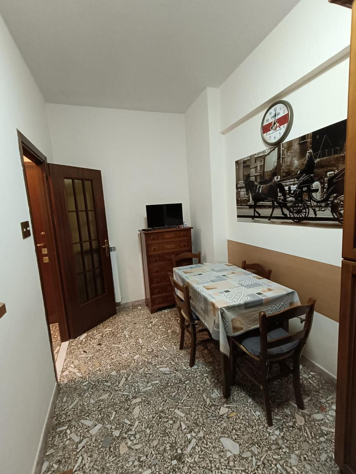 Ferienwohnung A Casa Di Lo Rom Exterior foto